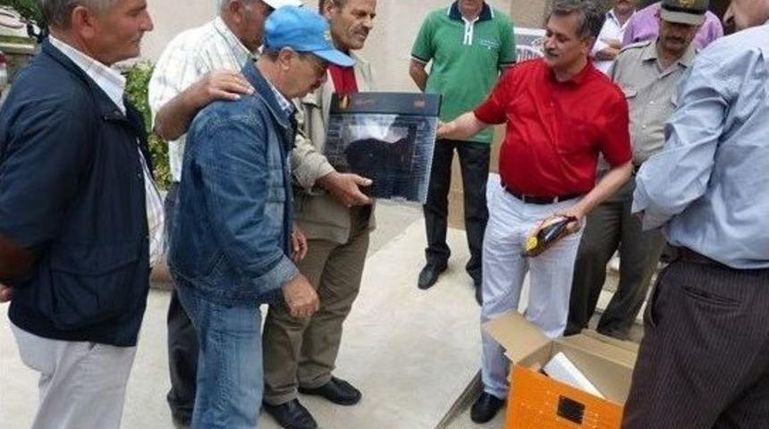 Oltu&rsquo;da Arıcılık Projesine Destek Devam Ediyor