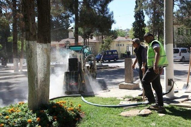 Mezarlıklar Ramazan Ayına Hazır