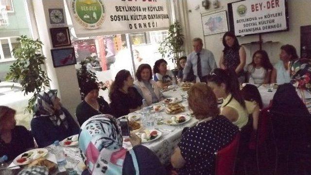 Bey-der li Kadınlar  biz De Varız  Diyecekler 1