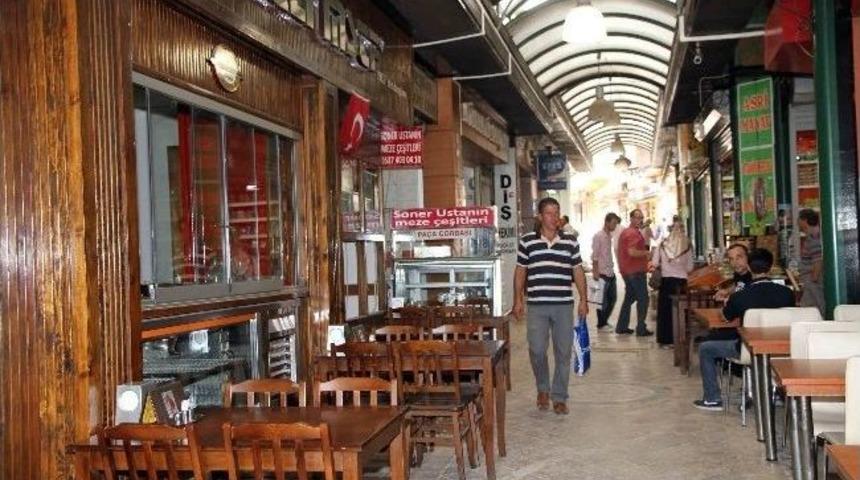 6 İş Kolu Sahura Kadar A&ccedil;ık Kalacak