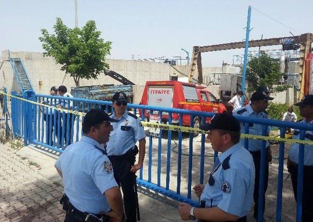 Manisa da Arıtma Havuzu Faciası: 3 &Ouml;l&uuml; 1