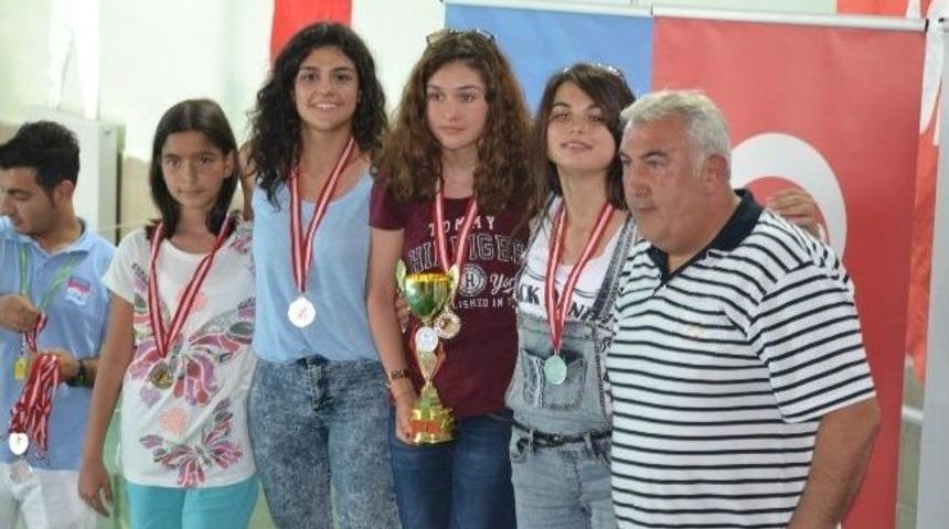 Kayısı Sutopu Ligi Sona Erdi