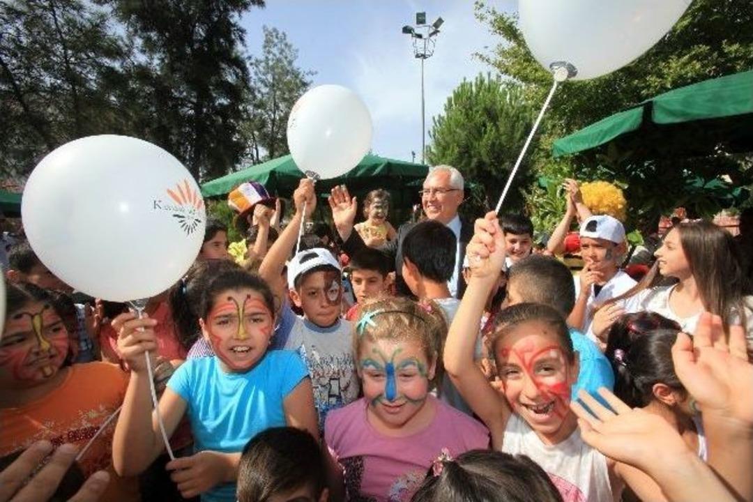 Karabağlar'da Y&ouml;resel Yemekler Yarıştı