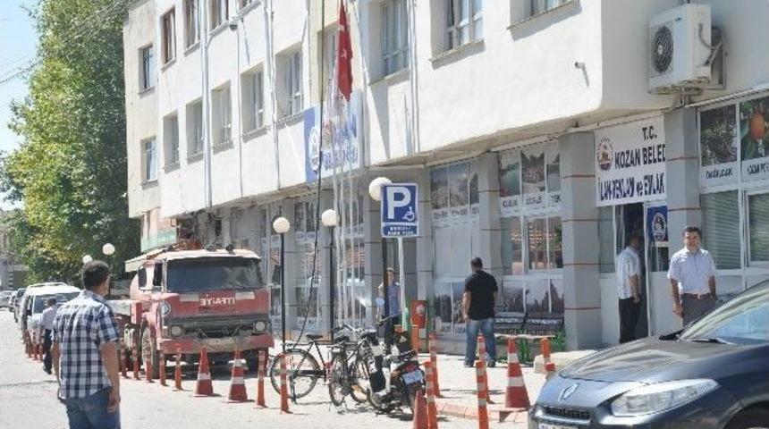 Suyu Kesilen Belediyeye İtfaiyeli Su Desteği