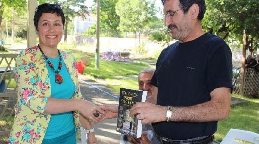 Seydişehirli Yazar Ayşe &Uuml;n&uuml;var 2. Kitabını &Ccedil;ıkarttı