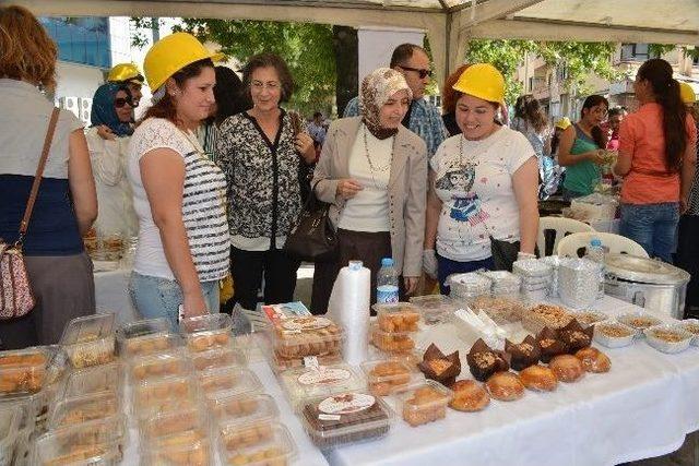 Kermes’in Geliri Soma’lı Ailelere