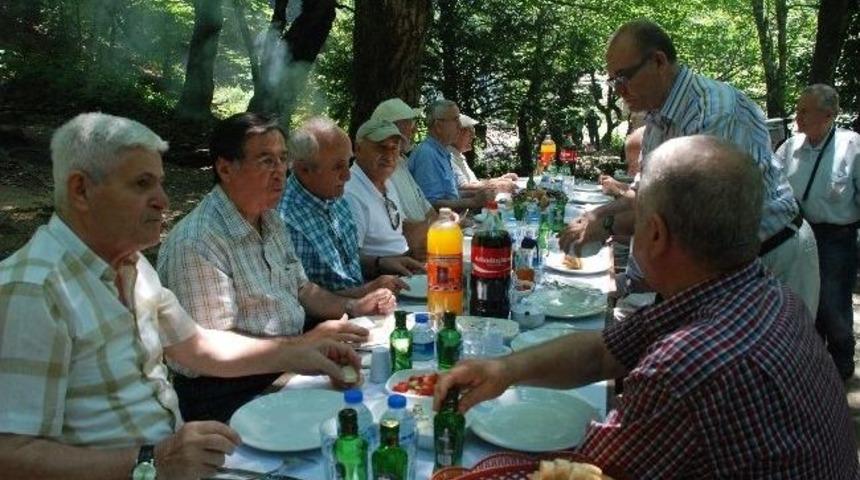 53 Yıl Sonra Gelen Buluşma