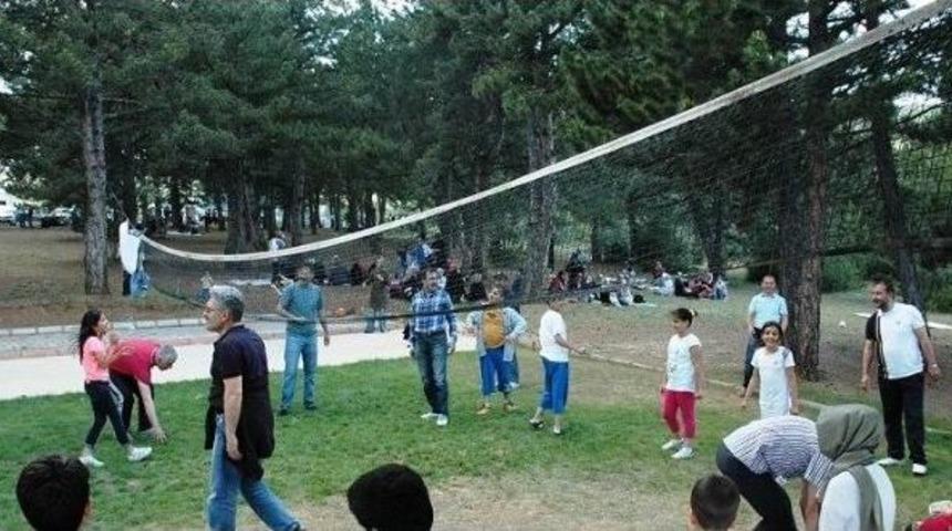 M&uuml;siad Konya Piknikte Stres Attı