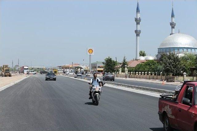 2’nci Cadde Trafiğe Açıldı