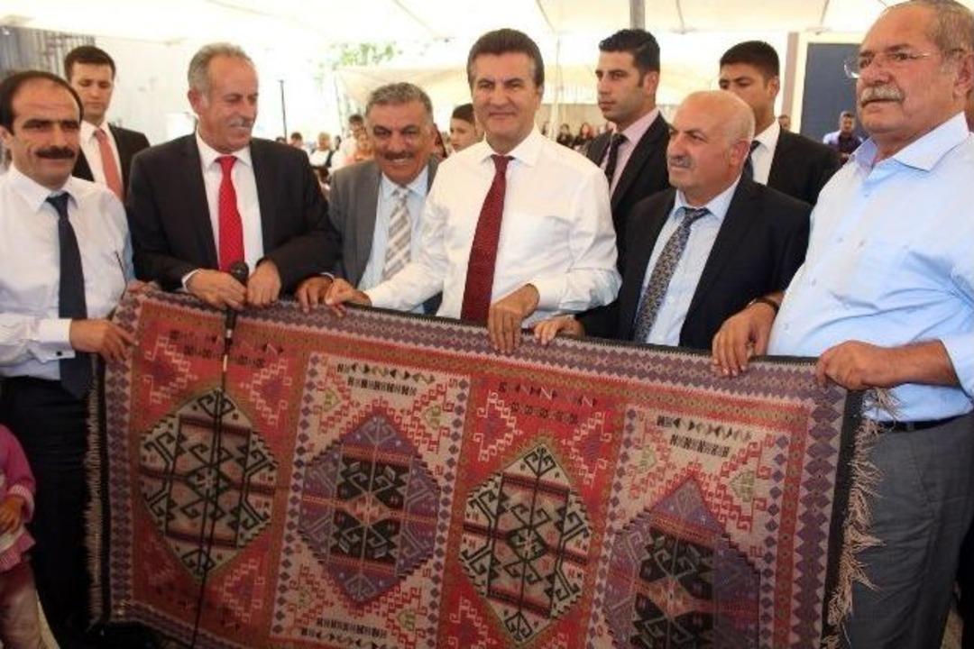 Mustafa Sarıg&uuml;l Hakkari&rsquo;de