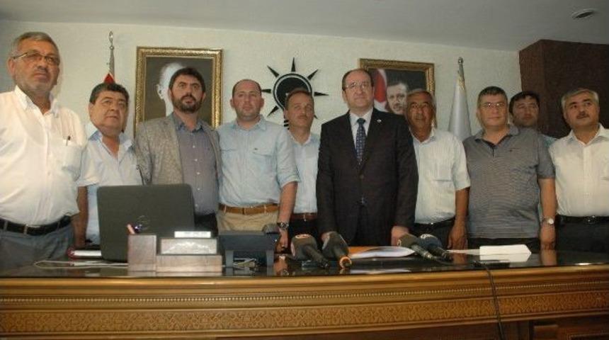 Ak Parti&rsquo;de Basın Toplantısı