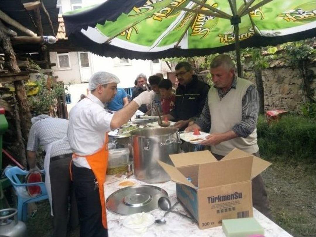 Geleneksel Yer Sofraları Yerine Tabldota Ge&ccedil;ilmeye Başlandı