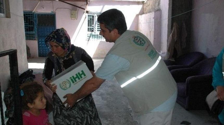 İhh&rsquo;dan, Yardıma Muhta&ccedil; Ailelere Yardım