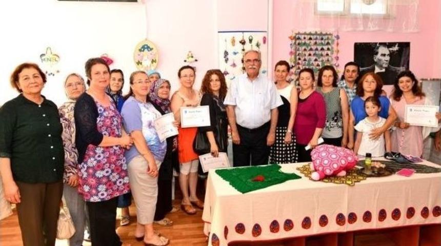 Sosyal Yaşam Evleri Kursiyerleri Emeklerini Sergiledi