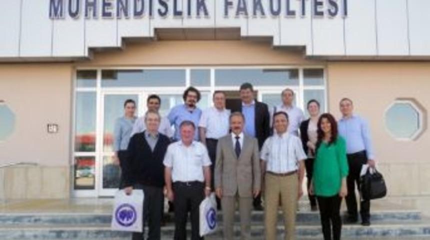 Km&uuml;&rsquo;de "&uuml;niversite, Teknoloji Ve Patent" Paneli Yapıldı