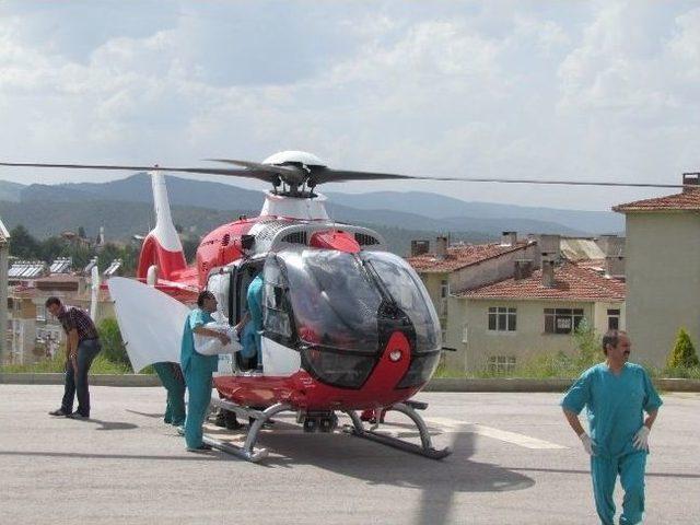 Genç Kadının İmdadına Ambulans Helikopter Yetişti