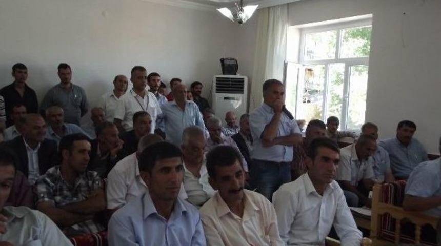 Kışanak, &Ccedil;&uuml;ng&uuml;ş&rsquo;te Mahalle Muhtarları İle Bir Araya Geldi