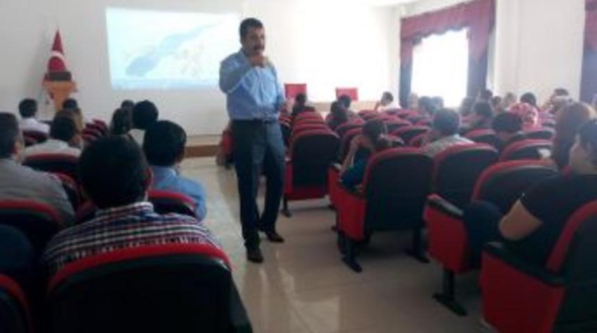 Ulaş'ta &Ouml;ğretmenlere Seminer Verildi