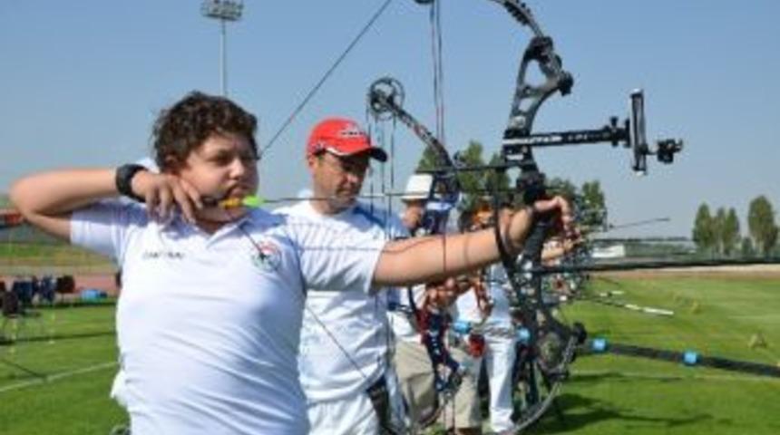 Ok&ccedil;ular İkincilikle D&ouml;n&uuml;yor