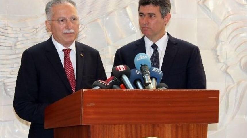 Ekmeleddin İhsanoğlu T&uuml;rkiye Barolar Birliği&rsquo;ni Ziyaret Etti