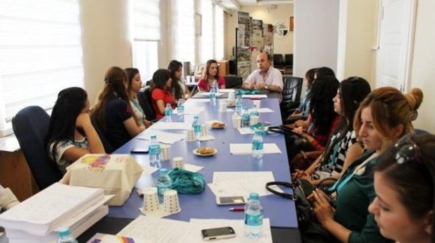 Merkez &Ccedil;arşının Sorunlarını Tespit Etmek İ&ccedil;in Anket &Ccedil;alışması Başlatıldı