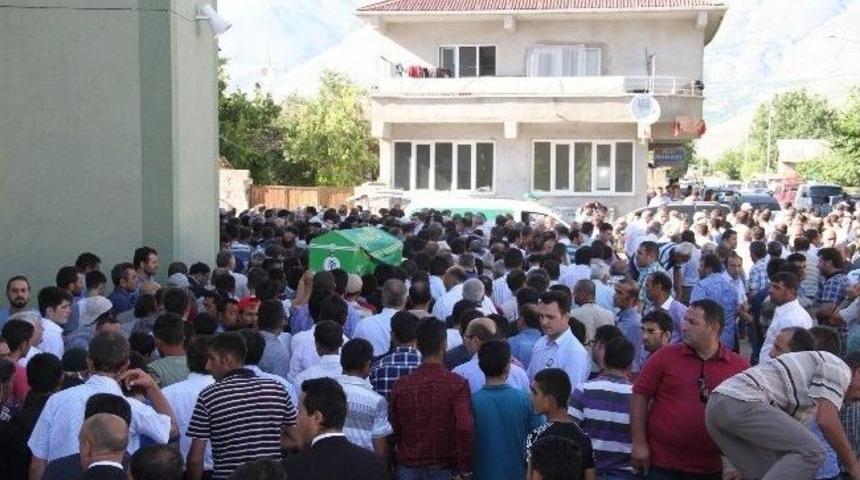 Sevenleri &Ccedil;ıldır&rsquo;ı Son Yolculuğuna Uğurladı