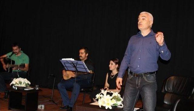 Akhb, &ldquo;dr. Nevzat Akyar la Akdeniz Şiir Akşamları" D&uuml;zenledi 1