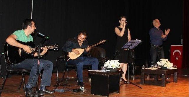 Akhb, &ldquo;dr. Nevzat Akyar la Akdeniz Şiir Akşamları" D&uuml;zenledi 2