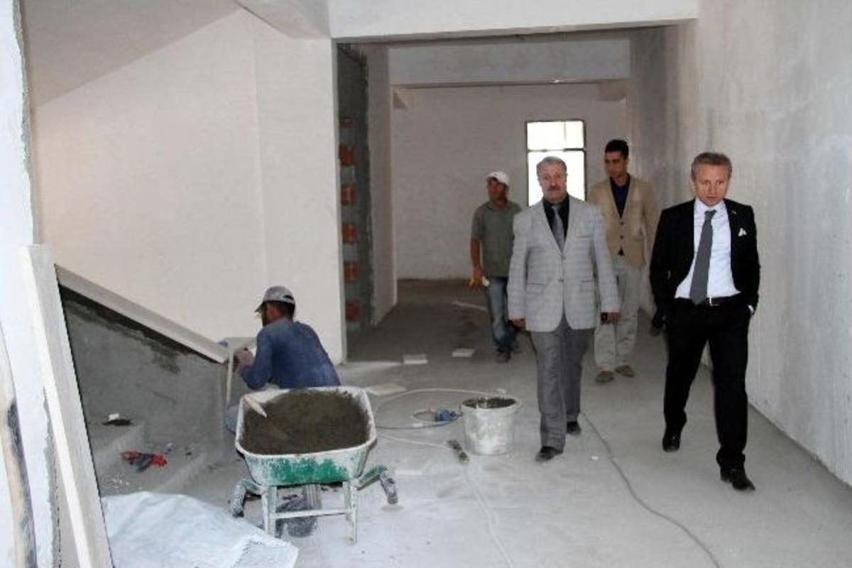 Kaymakam Tanrıkulu&rsquo;ndan Okul İnşaatında İnceleme