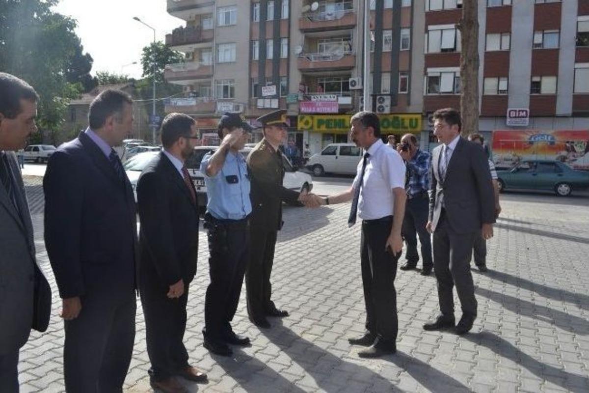 Vali Bektaş Kula&rsquo;da İncelemelerde Bulundu