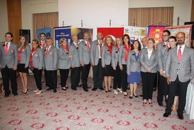 Urla Rotary Ailesi Devir Teslim Etti 1