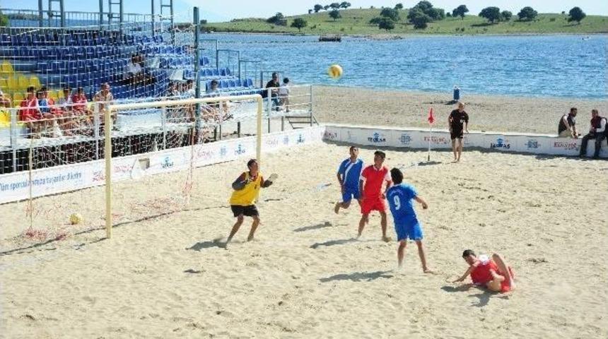 Plaj Futbolu Devleri Seferihisar&rsquo;da Buluşuyor