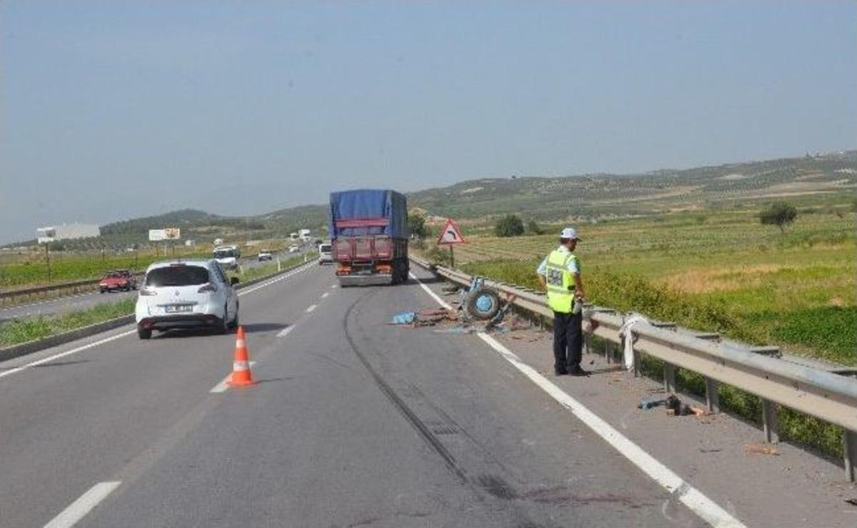 Akhisar&rsquo;da Trafik Kazası: 1 &Ouml;l&uuml;, 1 Yaralı