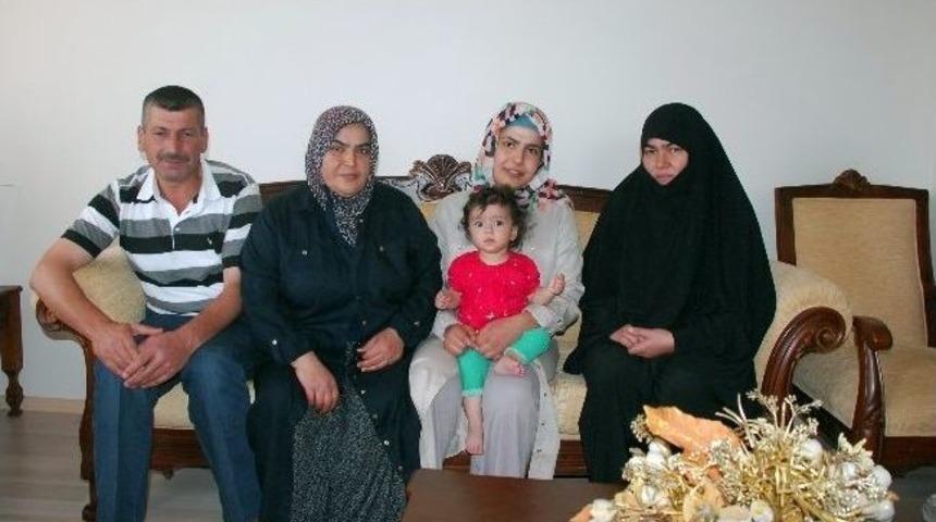 Serbest Bırakılan T&uuml;rk G&ouml;zlemcinin Eşi: &ldquo;r&uuml;yada Gibiyim&rdquo;