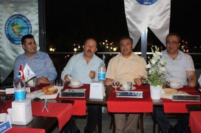 Alaşehir le Sanayiciler İstişarede Bulundu 1