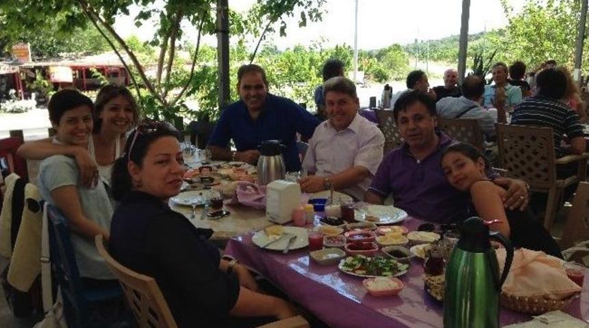 Efeler Ortaokulu&rsquo;ndan Yıl Sonu Kahvaltısı