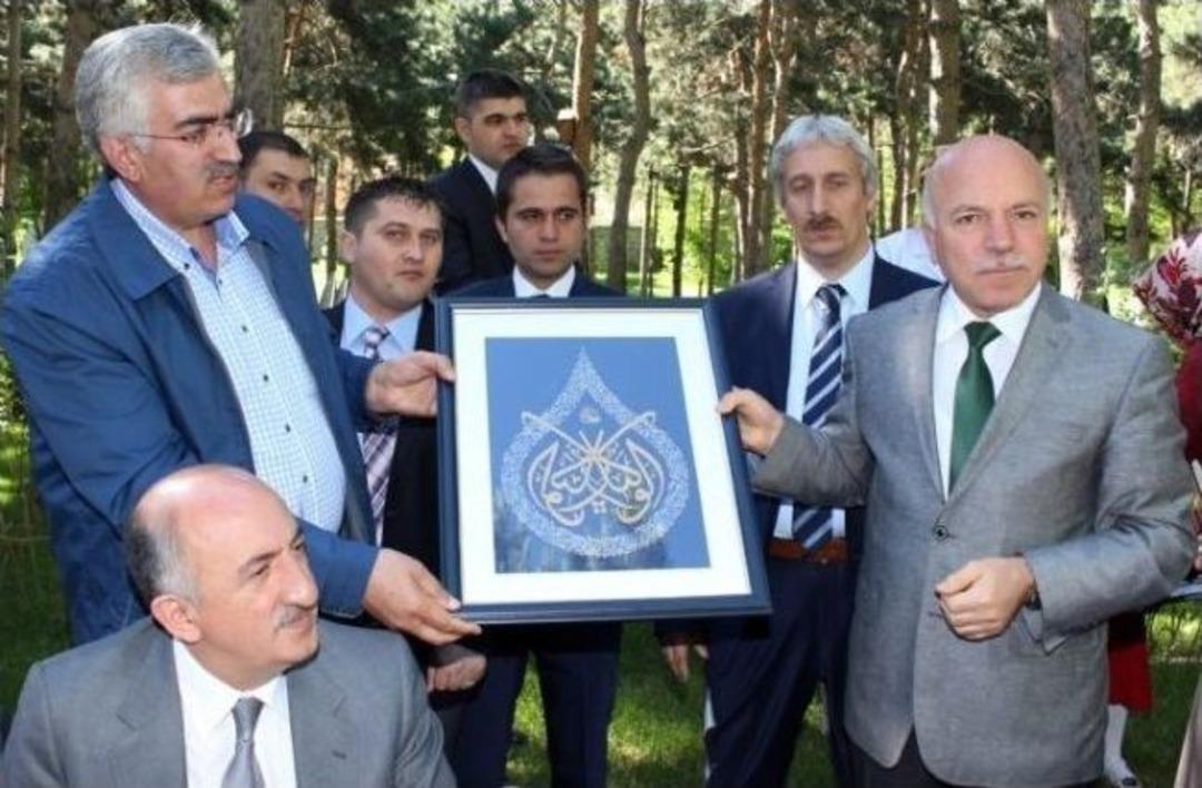 Başkan Sekmen: "yatırım Yapabilir Konuma Gelmeliyiz"