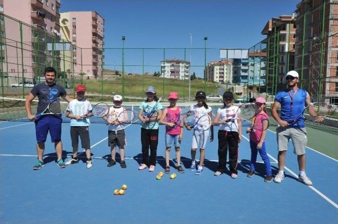 Yaz Spor Etkinlikleri Bin 500 &Ouml;ğrenci İle Başladı