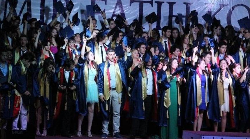 Fatih Koleji'nden 49. Yılda 130 Mezun
