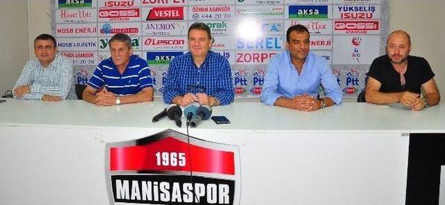 Manisaspor’da Teknik Direktörlüğe Karapınar Getirildi