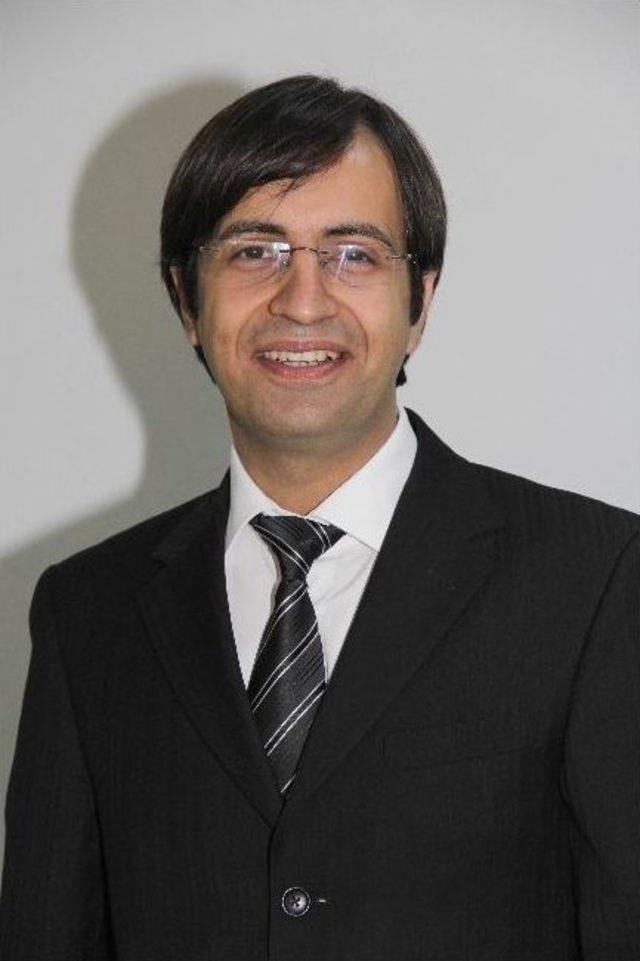 Samsun Eğitim Ve Araştırma Hastanesi nin İlk Uzmanı 1