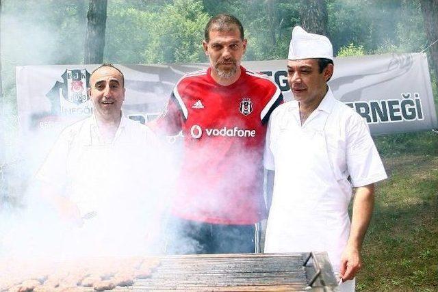 Beşiktaş, Barbekü Partisinde Bir Araya Geldi