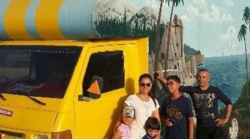 Sağ Salim Filminin Karavanına Yoğun İlgi