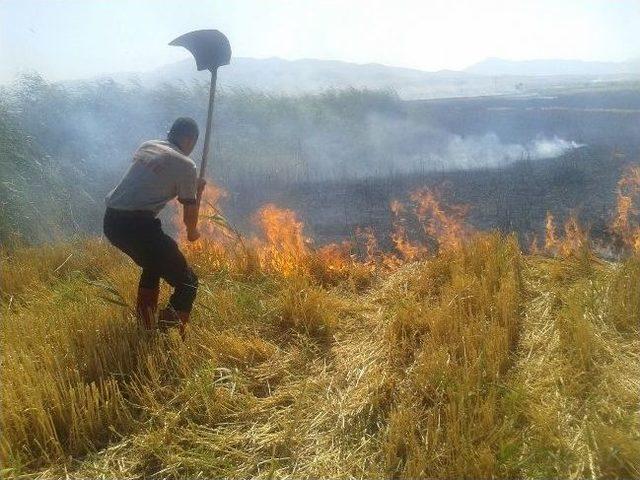 İtfaiye Anız Yangınlarına Karşı Vatandaşları Uyardı