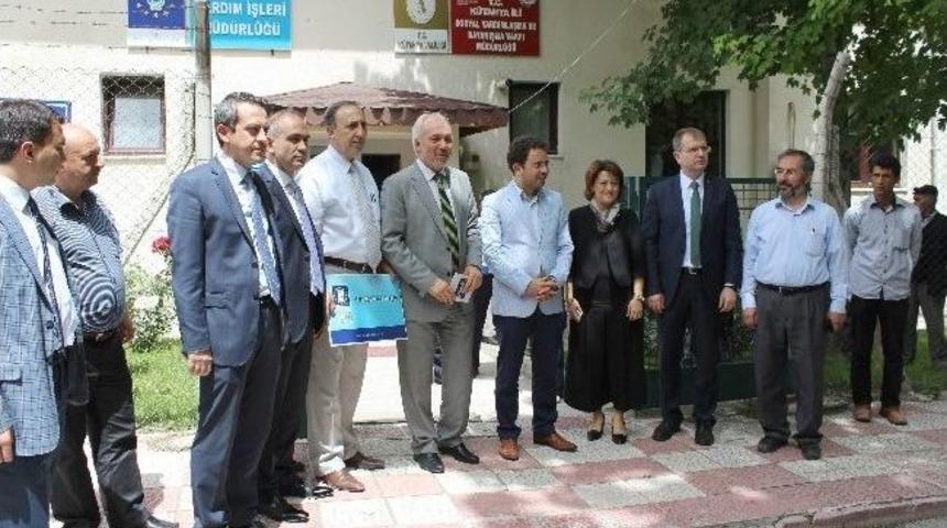 K&uuml;tahya Belediyesi'nin 'sosyal Destek Kartı' Uygulaması Başladı