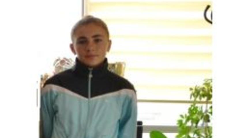 Song&uuml;l Arslan, İtalya&rsquo;da D&uuml;nya Dağ Koşusu&rsquo;nda Madalya M&uuml;cadelesi Verecek