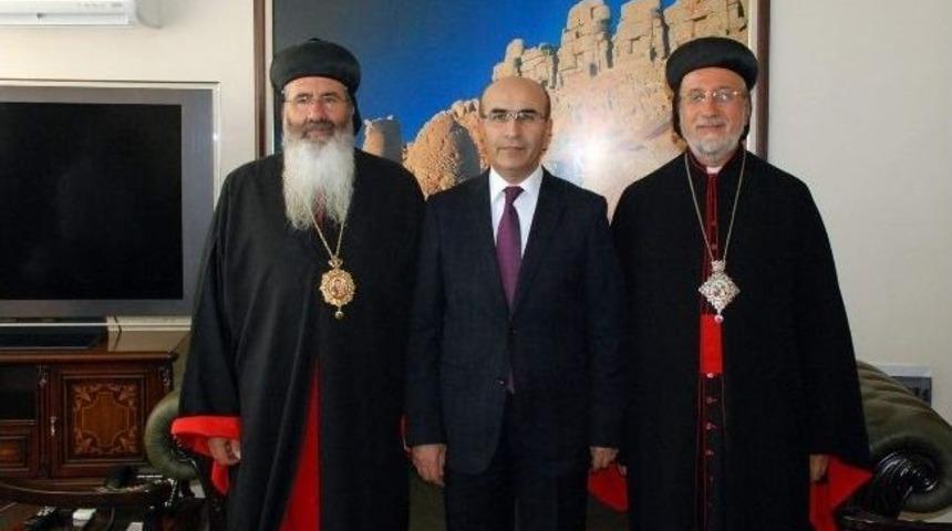 S&uuml;ryani Cemaatinden Vali Mahmut Demirtaş&rsquo;a Ziyaret