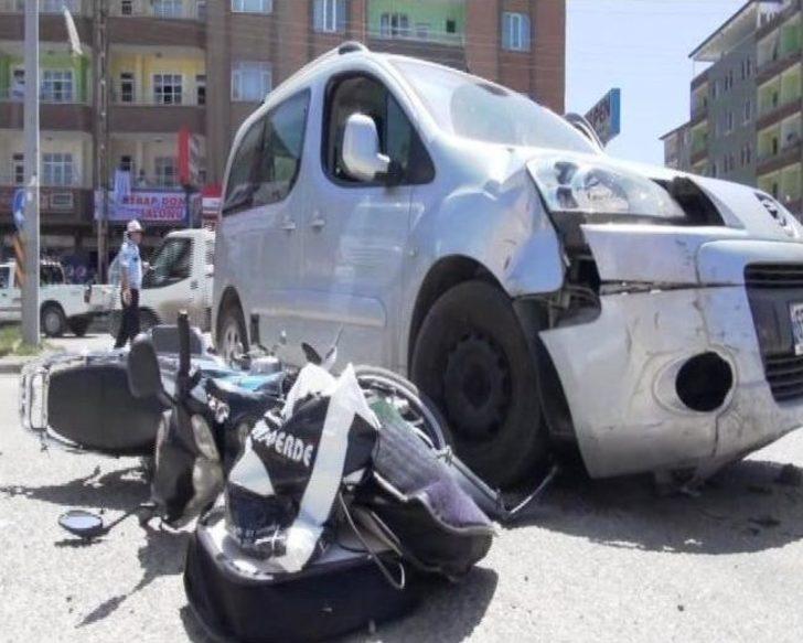 Iğdır’da Ticari Araç İle Motosikletle Çarpıştı; 1 Yaralı G2