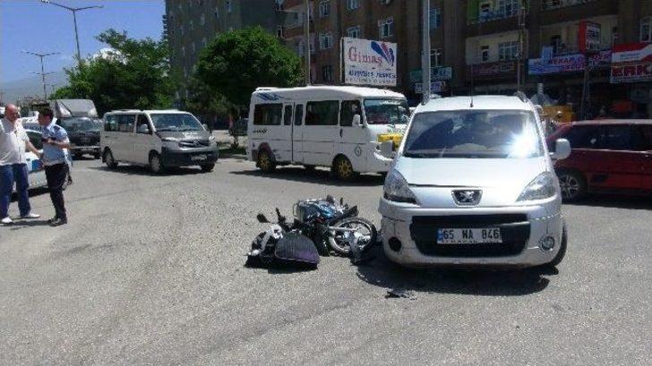 Iğdır’da Ticari Araç İle Motosikletle Çarpıştı; 1 Yaralı G5