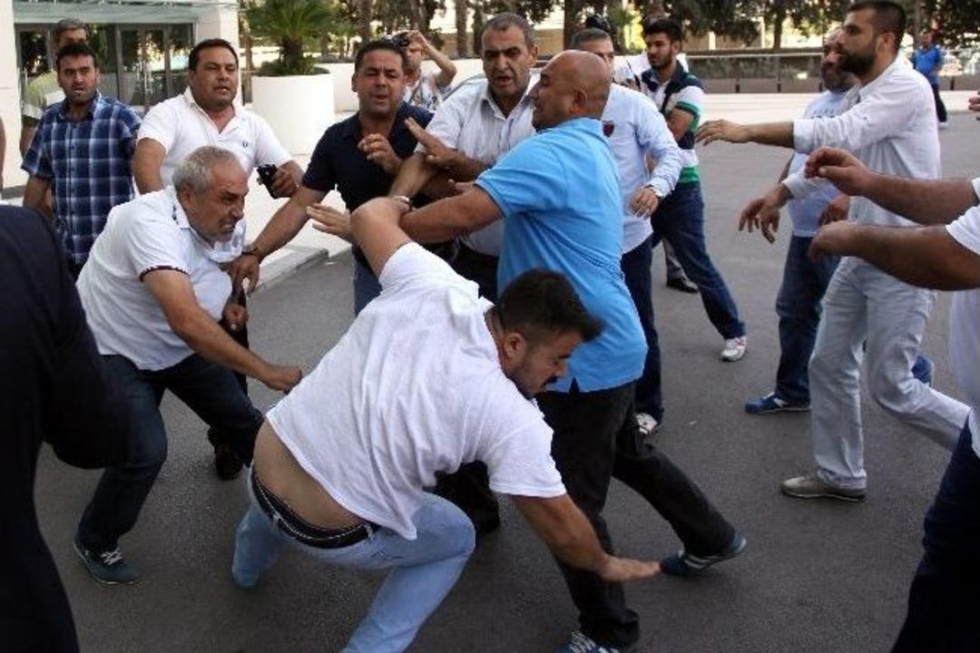 Adana Demirspor Kongresinde Kavga